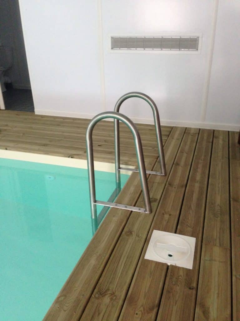 Echelles de piscine 2 - Plouescat Brest
