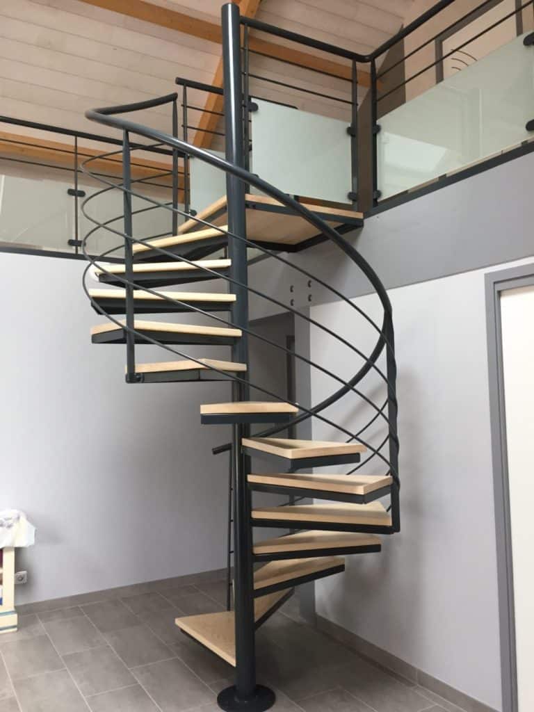 Escaliers droit ou en colimacon 1 - Plouescat Brest